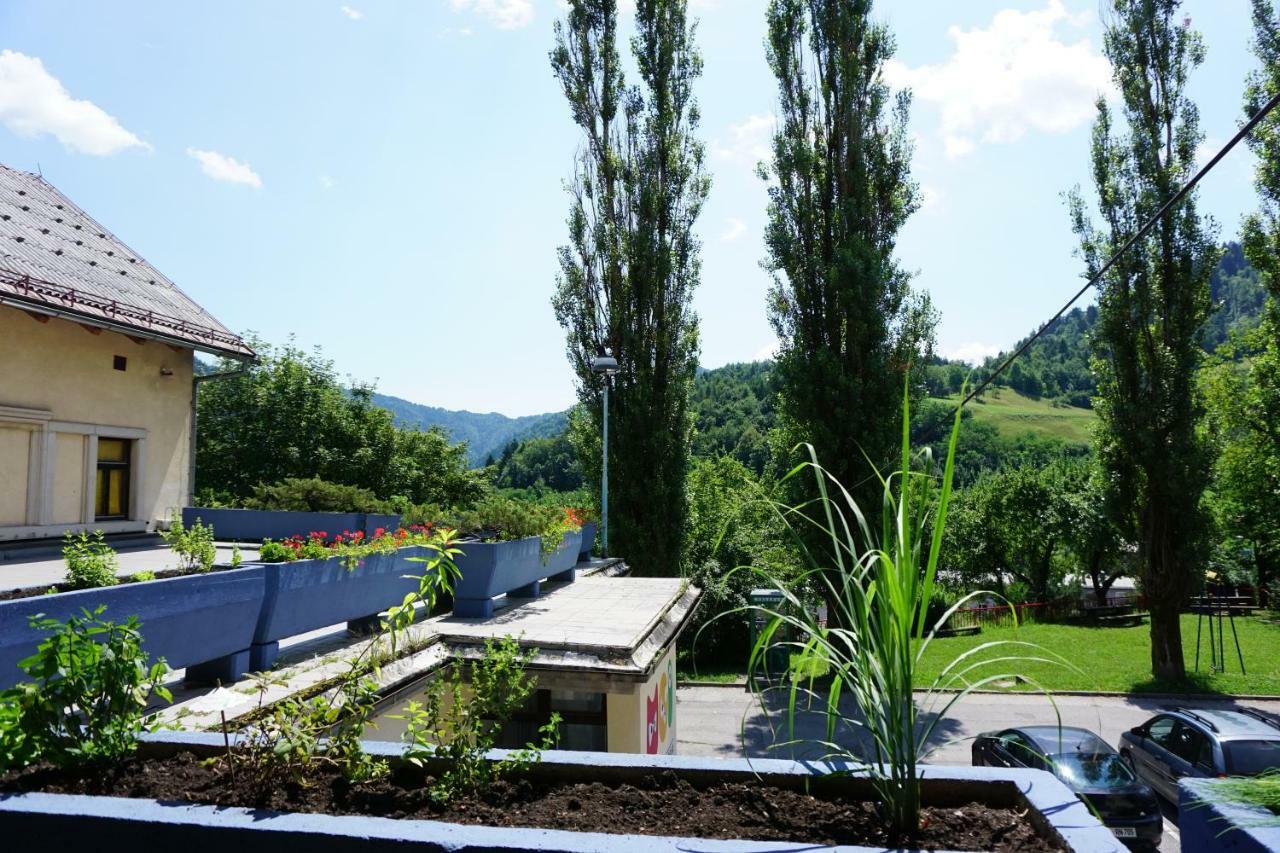 Hostel Idrija Exterior photo